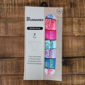 NWT No Boundaries Days of the Week Thongs
